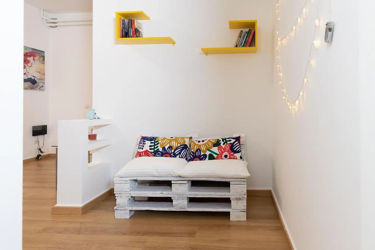 Relais Mantellini Bed & Breakfast Rome Italy