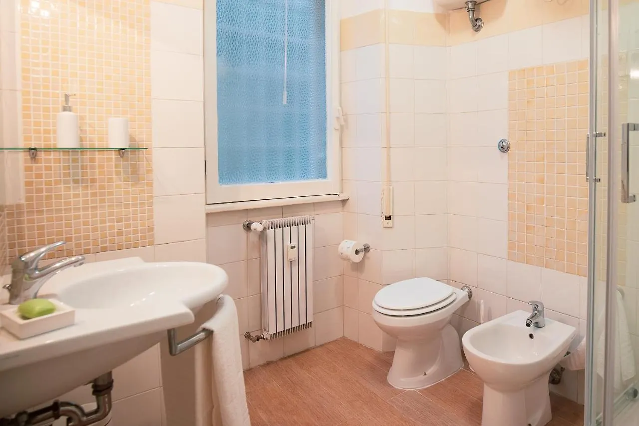 Relais Mantellini Bed & Breakfast Rome