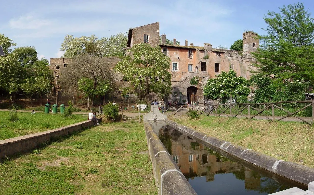 Relais Mantellini Bed and Breakfast Rome Bed & Breakfast